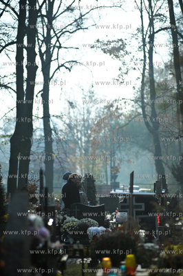 Dzien Wszystkich Swietych w Gdansku, w tym specjalnym...