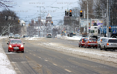 Po obfitych nocnych opadach sniegu, Gdansk byl przejezdny....