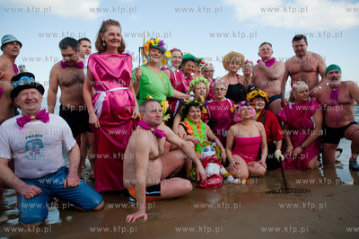 Gdański Klub Morsów symbolicznym topieniem Marzanny...