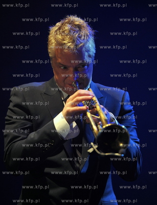 Hala Ergo Arena.  Koncert "An evening with Chris Botti"....