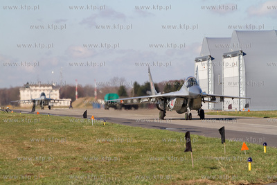 22 Baza Lotnictwa Taktycznego w Malborku.Trzy samoloty...