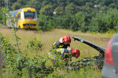 Smiertelny wypadek na przejezdzie kolejowym w Redzie...