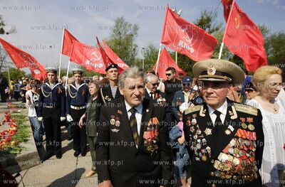 Rosja, Kaliningrad. Parada z okazji 68 rocznicy zwyciestwa...