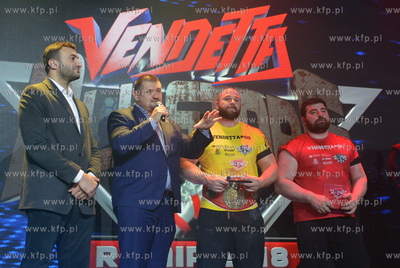 Hala Sportowo - Widowiskowa w Rumi. 50. Gala Armwrestligu...