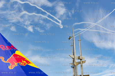 Red Bull Konkurs Lotów w Gdyni. Nz. T-28B „Trojan”.

04.08.2019...