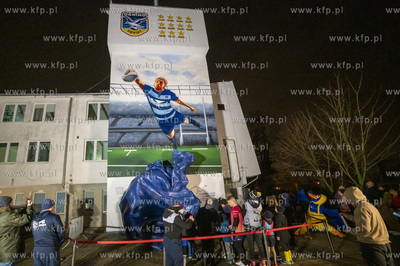 Sopot. Odsłonięcie muralu artysty TUSE na Stadionie...