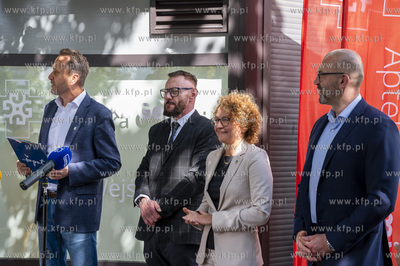 Sopot. Otwarcie pierwszej od lat całodobowej apteki,...