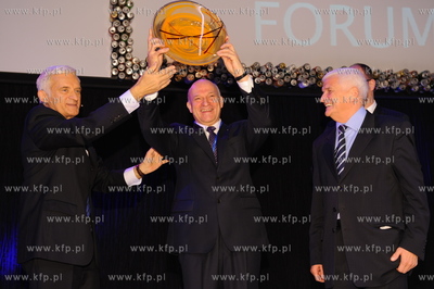 Gdansk, GLOBE FORUM 2009. Nz Pawel Olechnowicz - prezes...