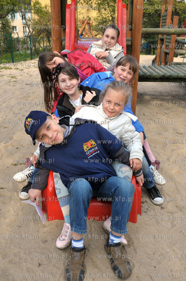 Otwarcie nowego placu zabaw przy ul. Wieniawskiego...