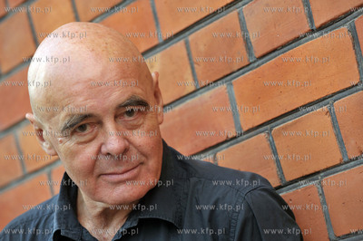 Stanislaw Tym polski satyryk, aktor, komediopisarz,...