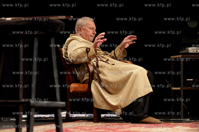 .Centrum Świętego Jana w Gdańsku. Jerzy Stuhr w...