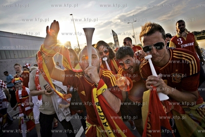 Gdansk Arena. Kibice wchodza na mecz Mistrzostw Europy...
