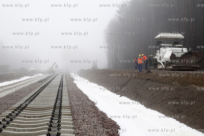 Ukladanie torow Pomorskiej Koleii Metropolitalnej na...