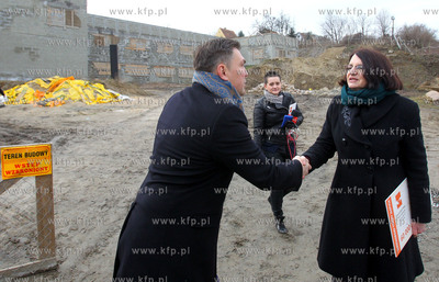 Dariusz Michalczewski przekazal 60.000 zl na budowe...