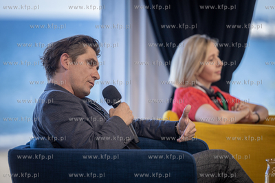 Debata "Twój głos. Twoja przyszłość. Twój prezydent",...