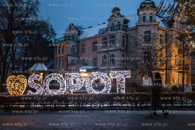 Sopot. Iluminacje świąteczne. 08.12.2023 / fot. Anna...