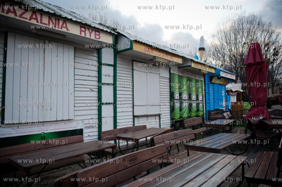 Gdynia. Zima w porcie jachtowym.
04.01.2012
fot....