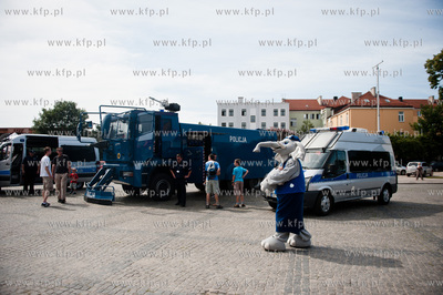 Gdansk. Targ Weglowy. Festyn Policyjny zorganizowany...