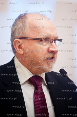 Gdansk. Uniwersytet Gdanski. Wydzial Prawa i Administracji....