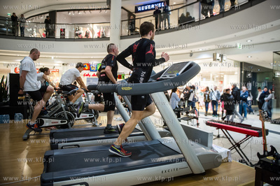 Gdansk. Centrum Handlowe Galeria Baltycka. 24 godzinna...