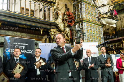 Gdansk. Dwor Artusa. Uroczystosc wreczenia Nagrody...