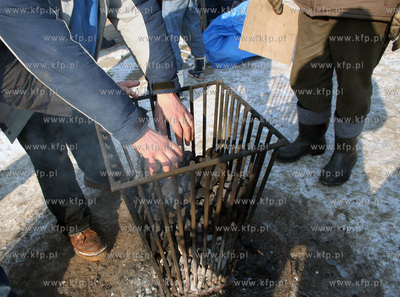 Elblag - z powodu niskich temperatur  pracownicy Miejskiego...
