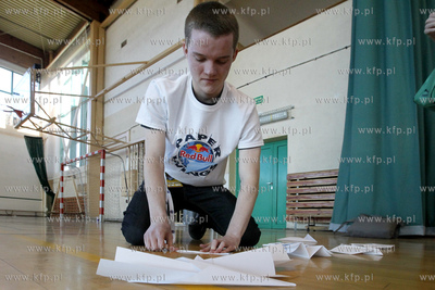 Eliminacje do Mistrzostw Swiata RED BULL PAPER WINGS....