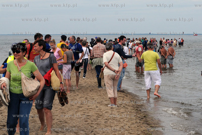 XII edycja Marszu Sledzia przez Zatoke Pucka na trasie...