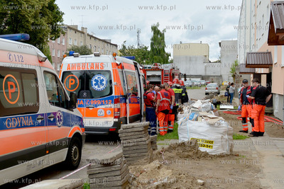 Pozar mieszkania polozonego na parterze budynku na...