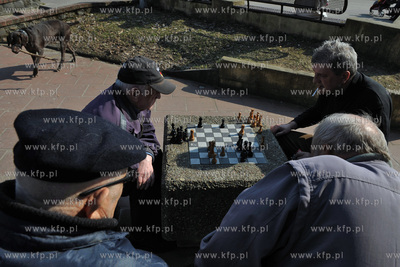Szachisci przy plazy w Gdansku Brzeznie.26.03.2010fot....