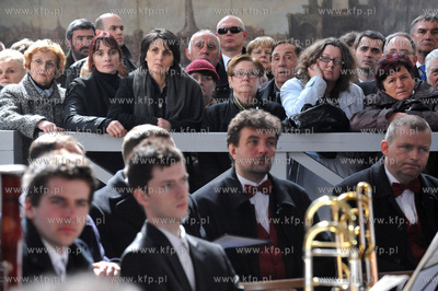 Bazylika Mariacka w Gdansku. Uroczystosci pogrzebowe...