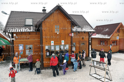 Zimowy wypoczynek na stoku Koszalkowo w Wiezycy na...