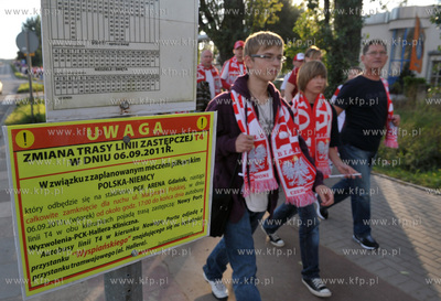 Gdansk. Mecz towarzyski Polska - Niemcy. Nz. kibice...
