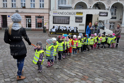 Wejherowo, Plac Jakuba Wejhera. Start Knegobusa Radia...