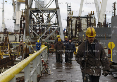 Stocznia Gdynia S.A. 18.03.2009 fot. Krzysztof Mystkowski...