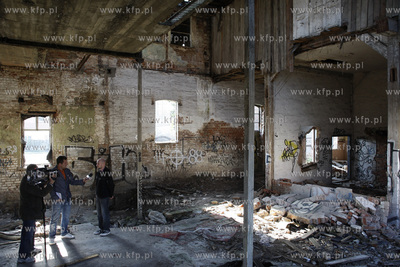 Wlasciciel ( firma Easy Pl, nalezaca do Krzysztofa...