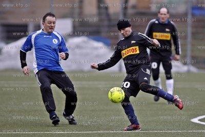 Gdansk. Boisko przy ul. Traugutta.  Sylwestrowy mecz...