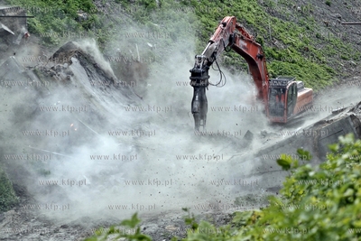 Wyburzanie Mostku Weisera na gdanskiej Strzyzy. 
05.06.2013
fot....