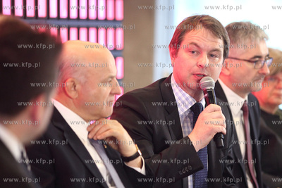 PGE Arena.Debata Pulsu Biznesu Polska silna regionami...