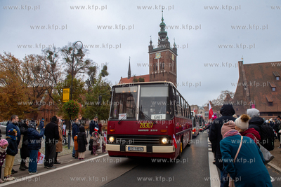 Gdańsk. Parada z okazji Narodowego Święta Niepodległości....