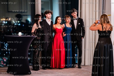 Studniówka I Liceum Ogólnokształcącego z Oddziałami...