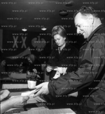 Wybory na Pomorzu w czasach PRL, rok 1964 Fot. Zbigniew...
