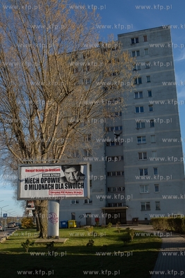 Gdańsk. Billboard z wizerunkiem Beaty Szydło przy...