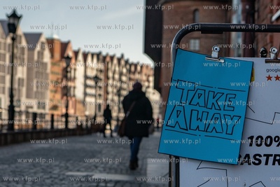 Gdańsk. Od kilku dni w związku z zagrożeniem epidemicznym...