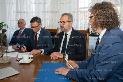 Urząd Miasta Sopotu. Podpisanie porozumienie z Uniwersytetem...