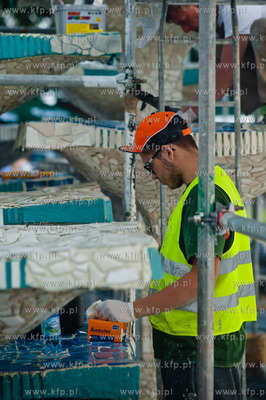 Gdynia. Remont fontanny na Skwerze Kosciuszki.
10.07.2013
fot....