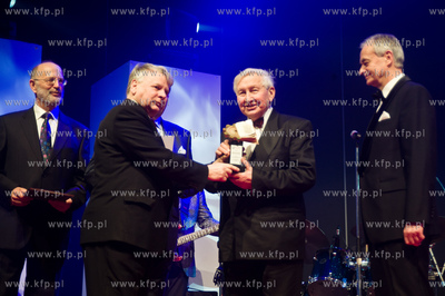 Gdansk. Centrum konferencyjno-wystawiennicze Amber...