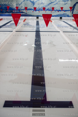 Pruszcz Gdanski. Uroczyste otwarcie krytej
plywalni...