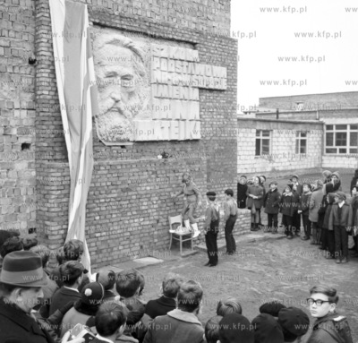 Nadanie Szkole Podstawowej nr 8 w Sopocie imienia Jana...