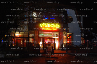 Sopot noca. Nz Restauracja i klub nocny Viva
08.12.2006
Fot....